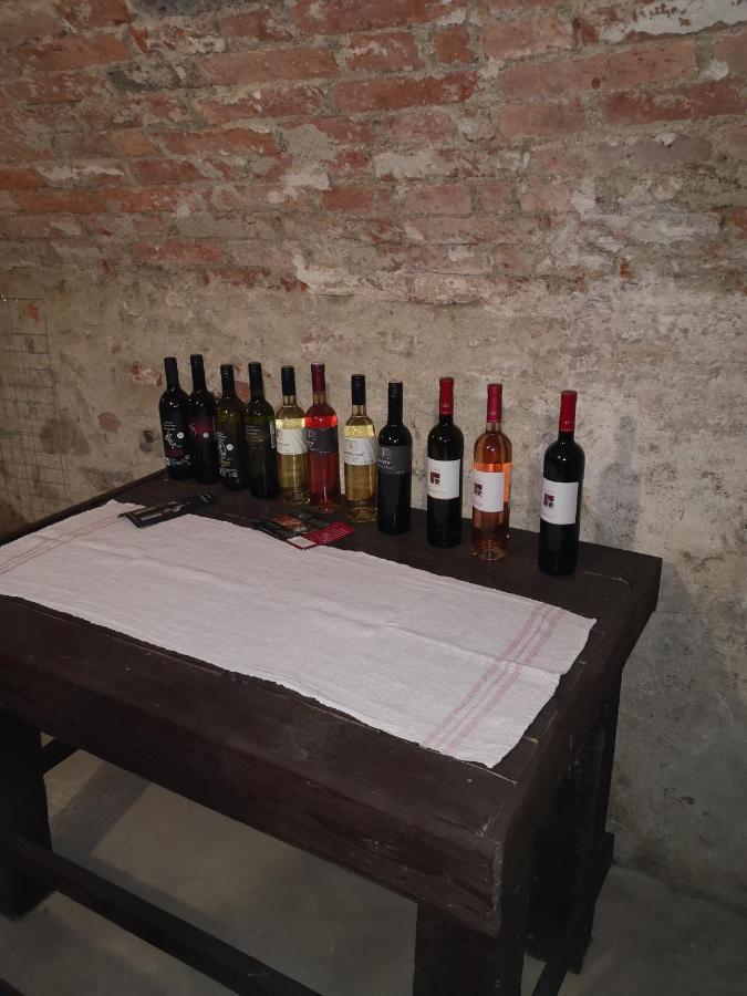 Bed and Breakfast Yosefsfeld Kutjevo Exterior foto