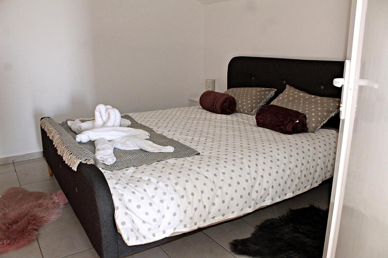 Bed and Breakfast Yosefsfeld Kutjevo Habitación foto