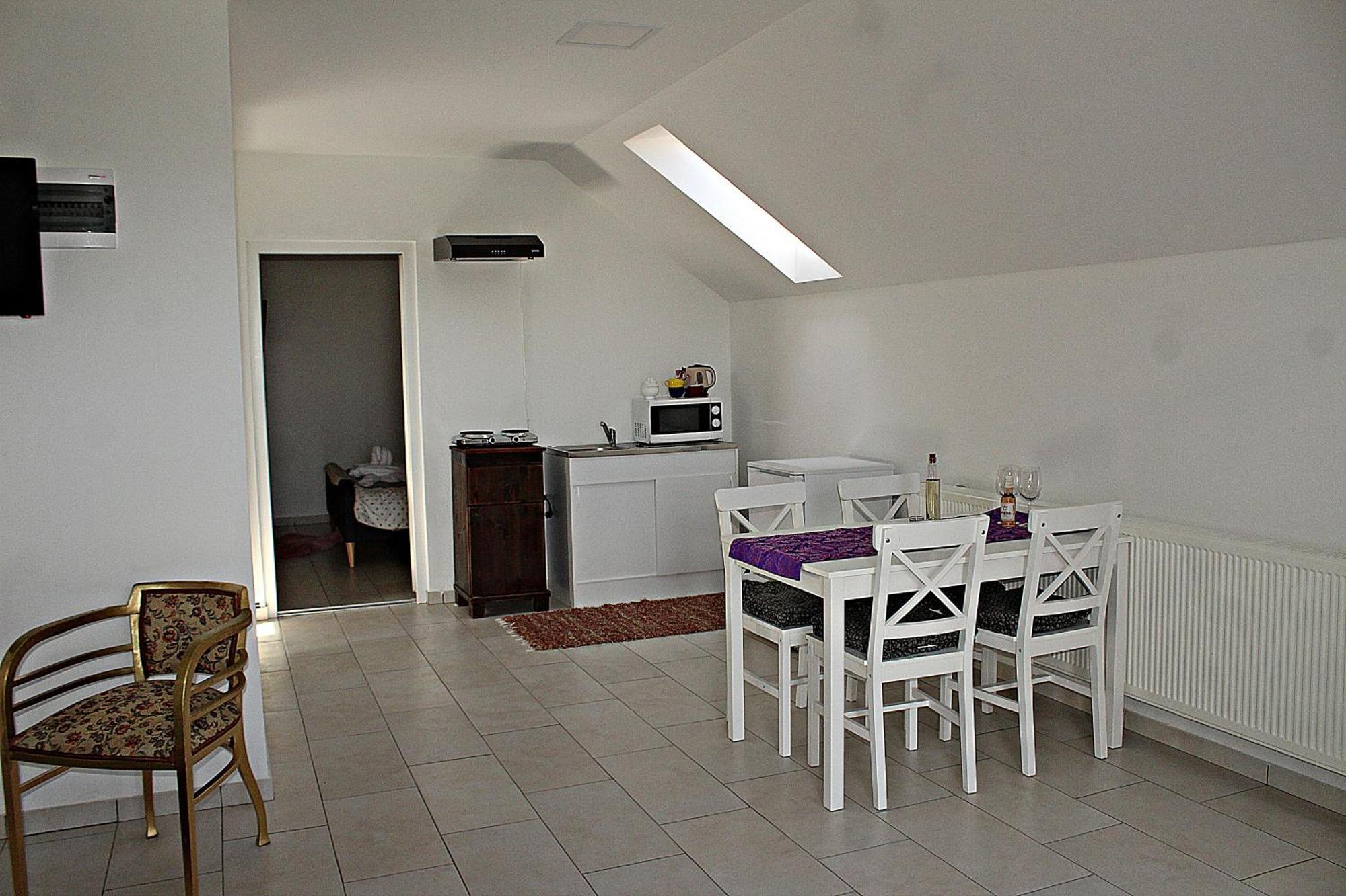 Bed and Breakfast Yosefsfeld Kutjevo Habitación foto